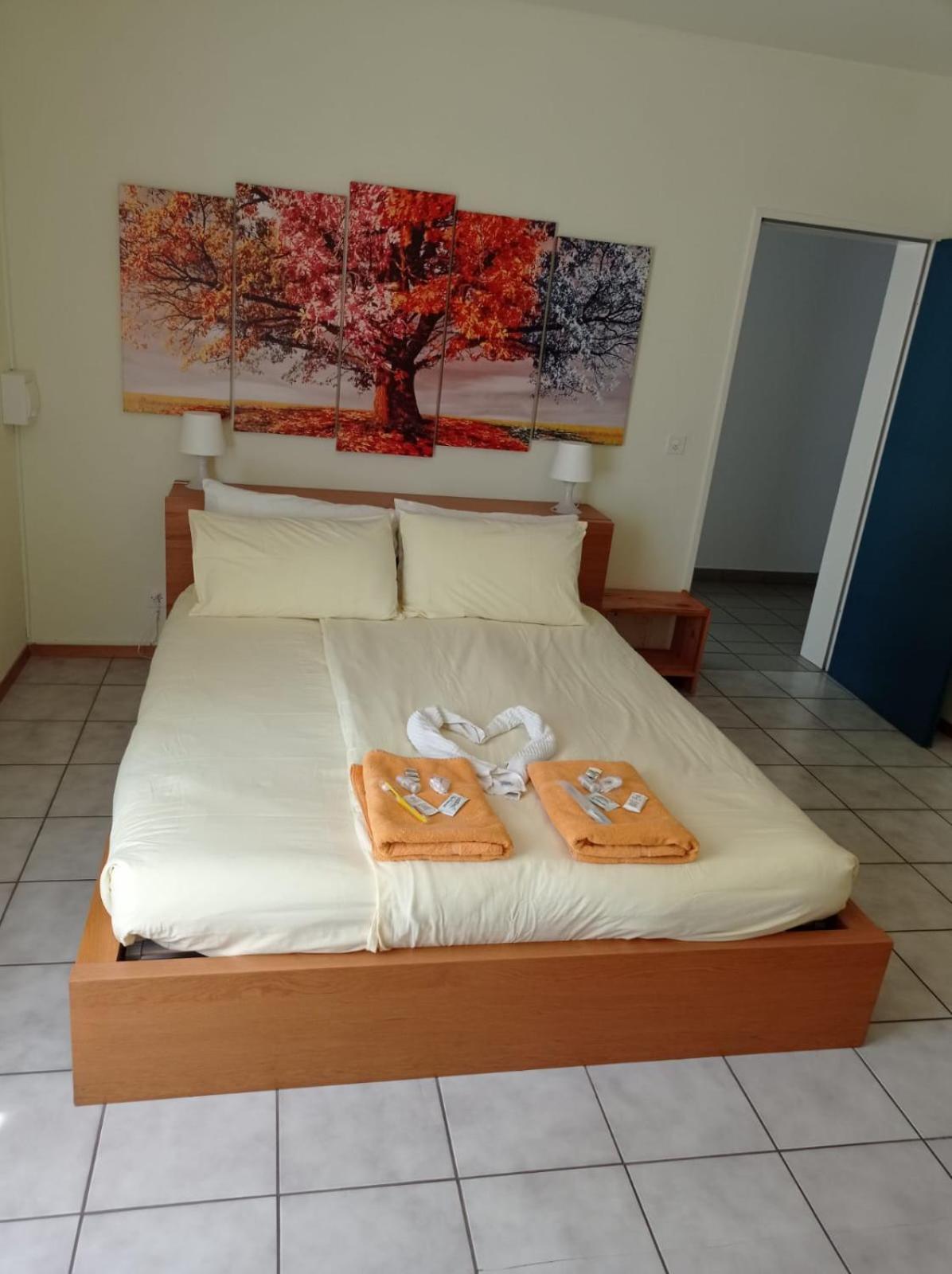 Hotel Ristorante Camoghe Isone Екстериор снимка